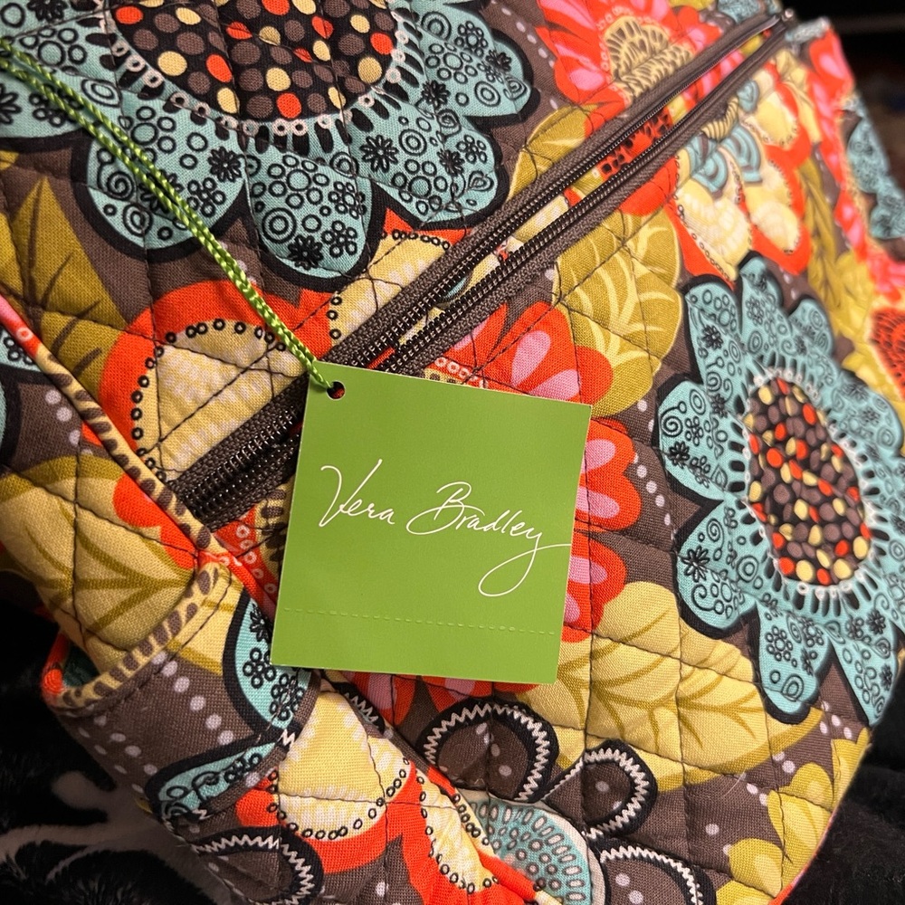 Vera Bradley On The Go Flower Shower